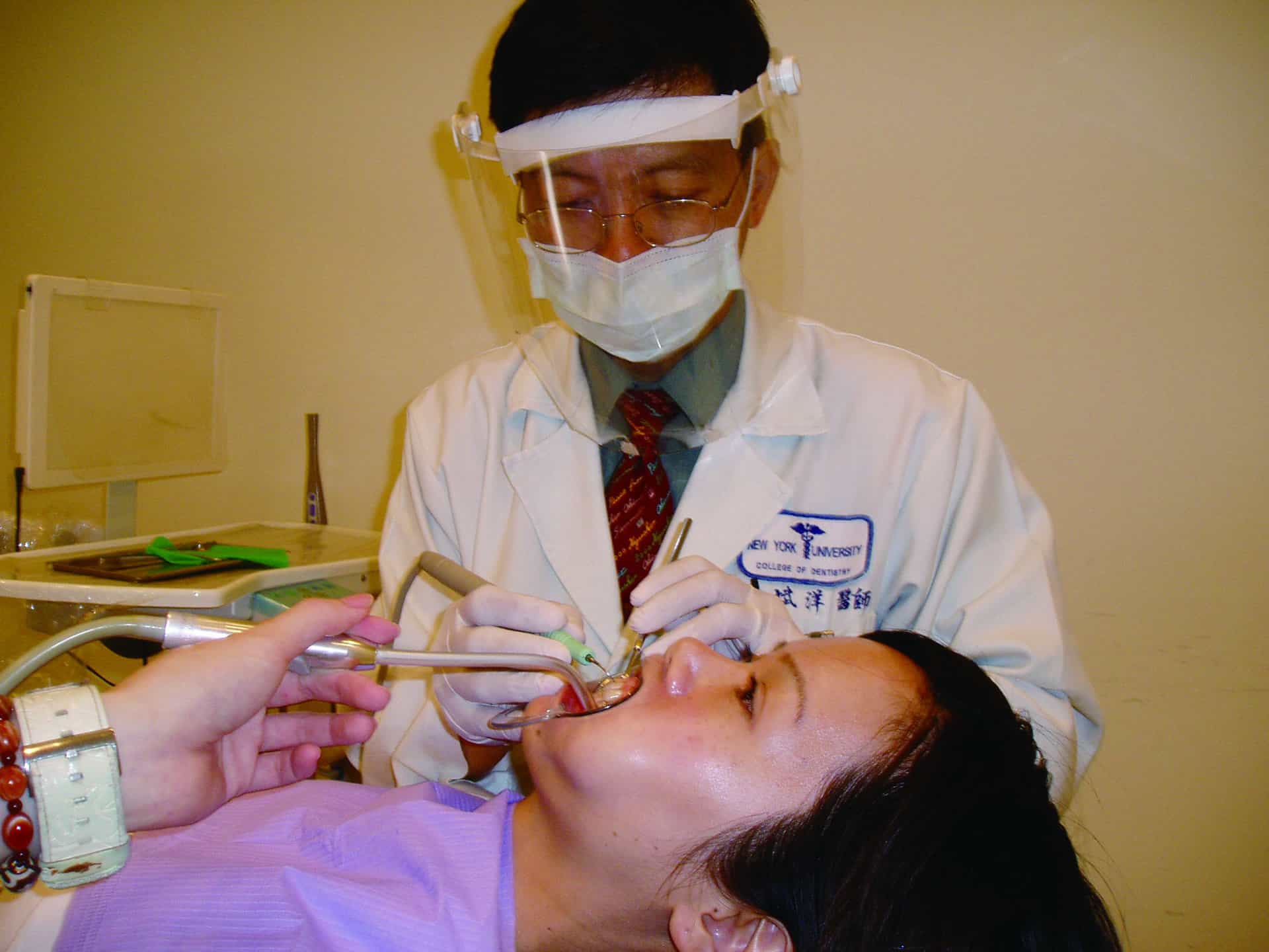 p116-1-美白前檢查牙齒狀況